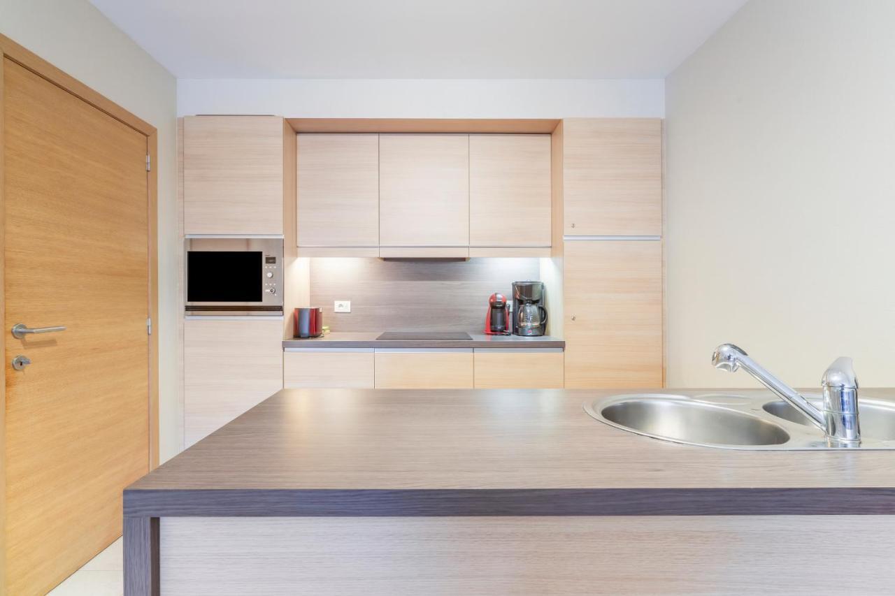 Luxury Apartment With Garden Close To The Beach Остенде Екстер'єр фото
