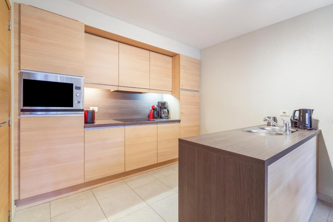 Luxury Apartment With Garden Close To The Beach Остенде Екстер'єр фото