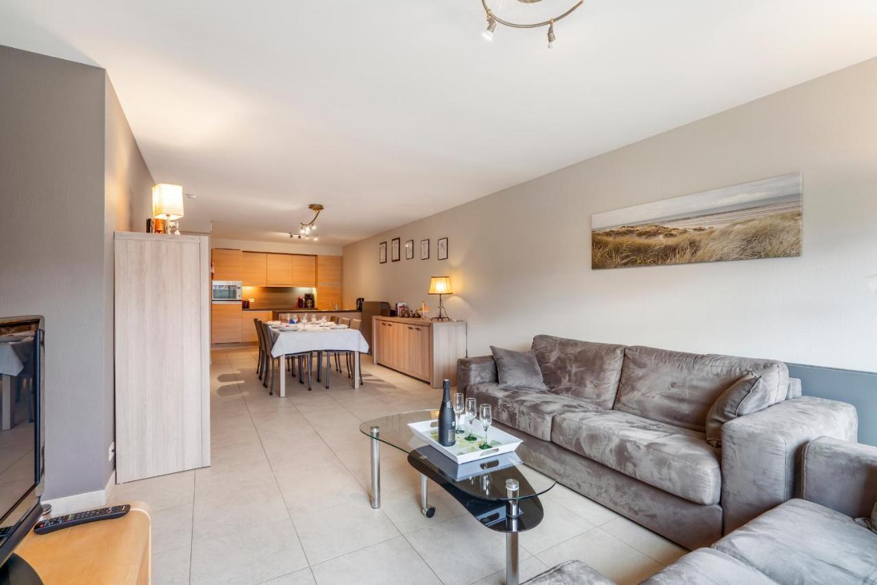 Luxury Apartment With Garden Close To The Beach Остенде Екстер'єр фото